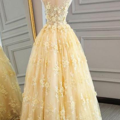  Yellow lace customize long A-line ..