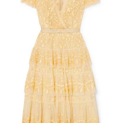 V Neck Tiered Embroidered Tulle Midi Dress.yellow..