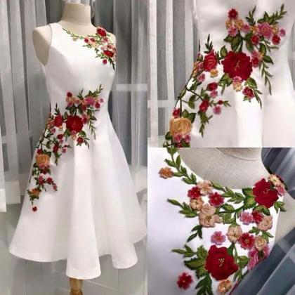 H1484 Embroidery ,flowered,a-line, Homecoming..