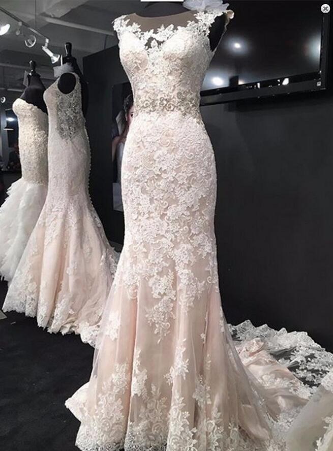 Gorgeous Wedding Dress,dresses For Brides,lace Appliques Bridal Gowns,elegant Bridal Gown,w1443