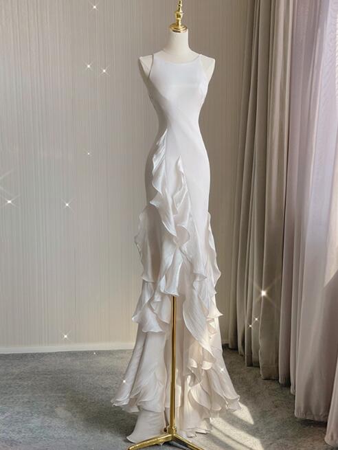 W1582 Beige White Sheath Halter Backless Wedding Dress