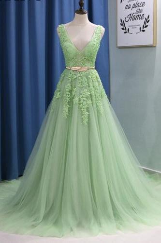 V-neck Light Green Prom Dresses,a-line Tulle Prom Dress,long Appliques Prom Dress.p88