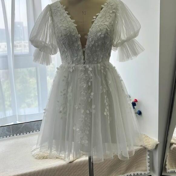 W1581 Short Wedding Dresses Ruched Tulle Puffy Sleeves Leaves Lace Open Back Summer Bridal Gowns