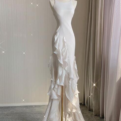 W1582 Beige White Sheath Halter Backless Wedding Dress